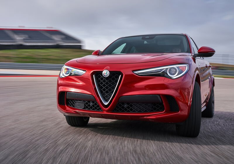 Rent a Alfa Romeo Stelvio Quadrifoglio - Image 5
