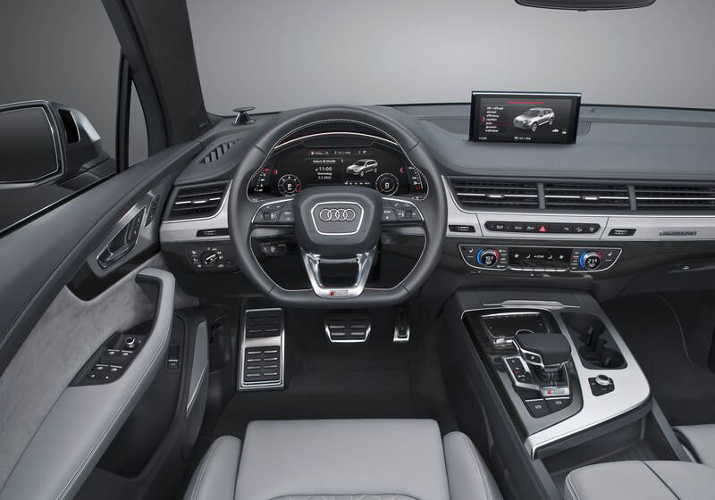 Rent an Audi SQ7 - Image 7