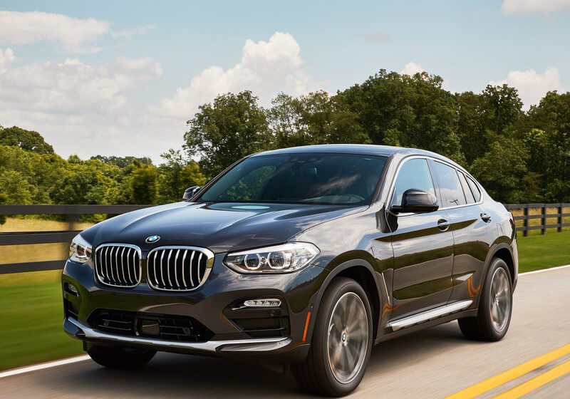 Rent a BMW X4 xDrive 20d - Image 4