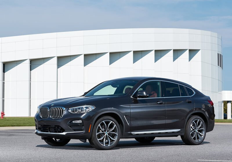 Rent a BMW X4 xDrive 20d - Image 5