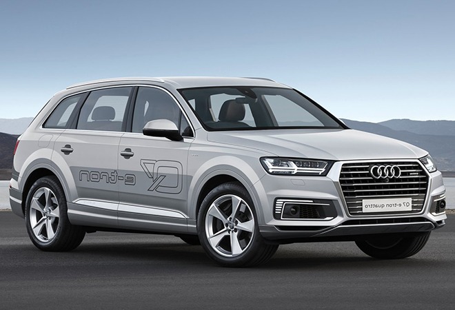 Rent an Audi Q7 - Image 3