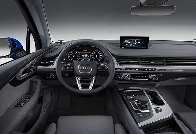 Rent an Audi Q7 - Image 5