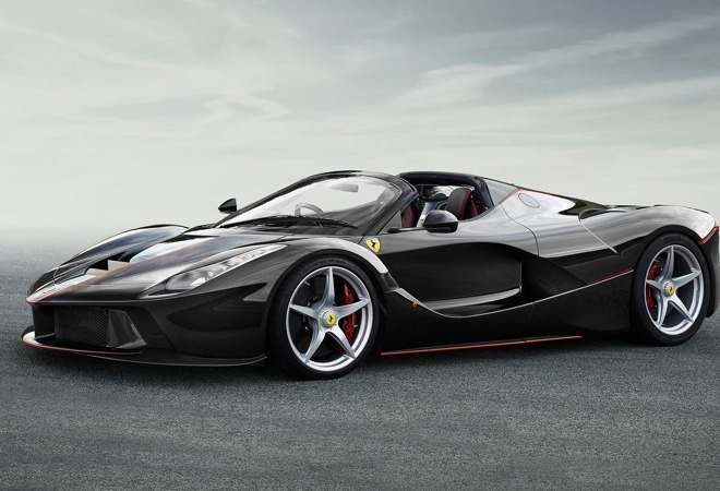 Rent a Ferrari LaFerrari (Chauffeur driven only) - Image 2