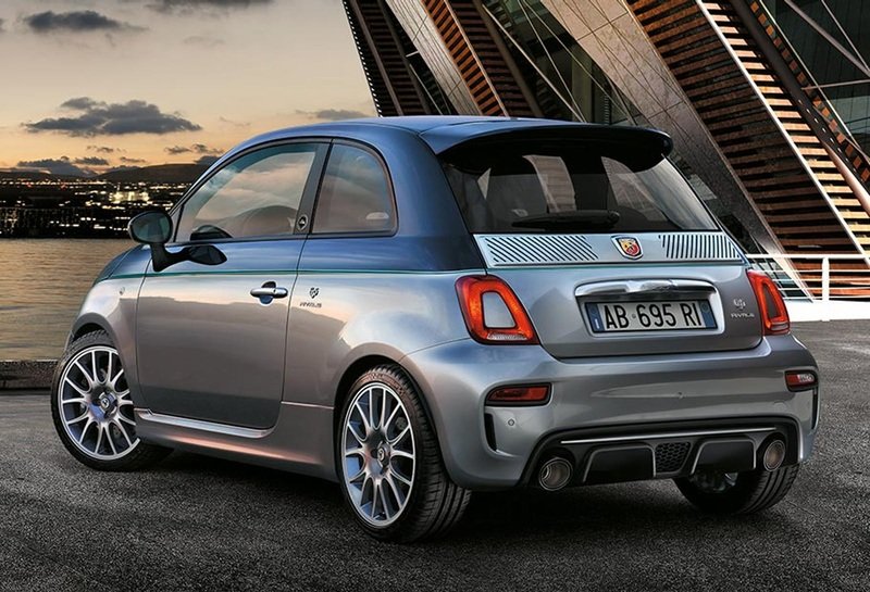 Rent a Fiat Abarth 695 Rivale - Image 3