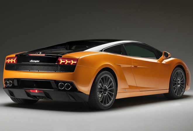 Rent a Lamborghini Gallardo LP 560 4 - Image 10