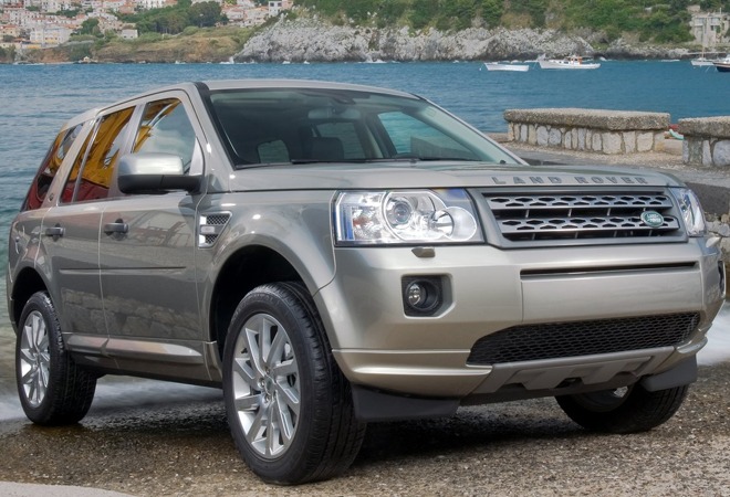 Rent a Land Rover Freelander 2 - Image 3