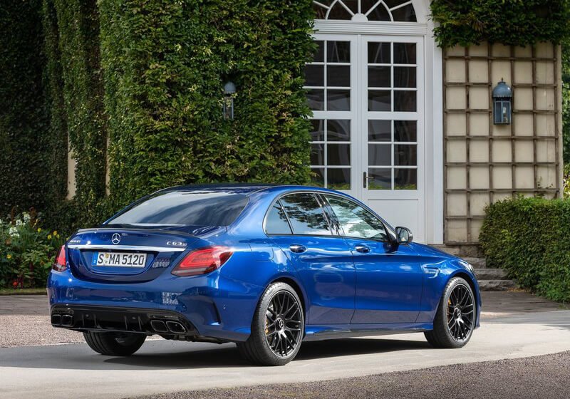 Rent a Mercedes-Benz C63 S AMG - Image 9