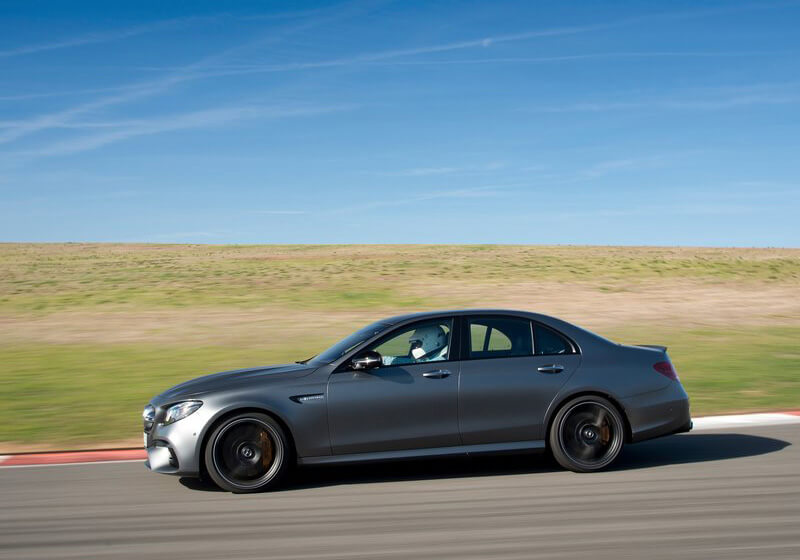 Rent a Mercedes-Benz E63 AMG - Image 9