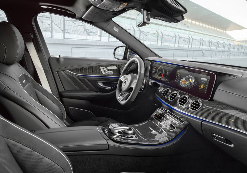 Rent a Mercedes-Benz E63 AMG - Image 11