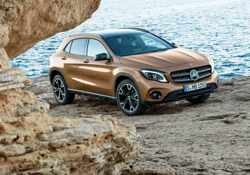 Rent a Mercedes-Benz GLA - Image 4