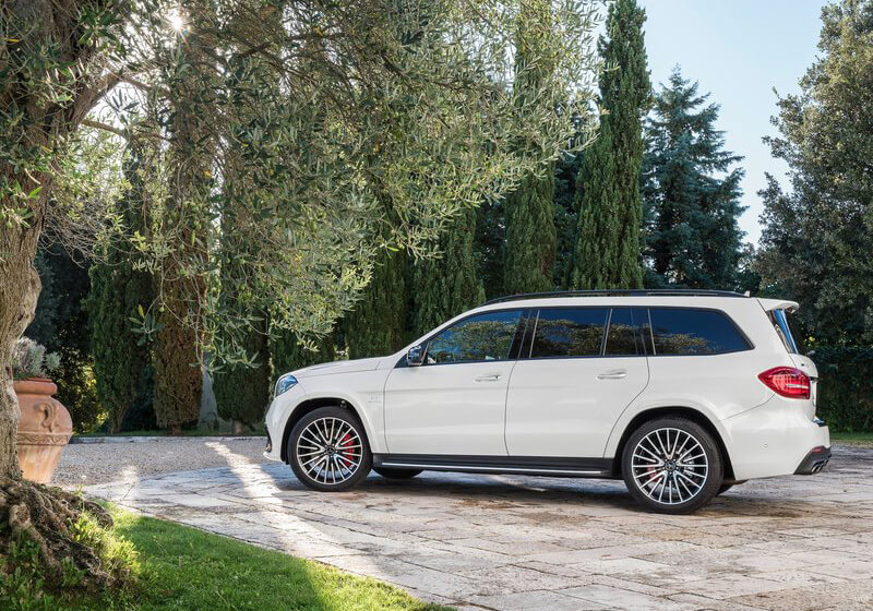 Rent a Mercedes-Benz GLS63 AMG - Image 6