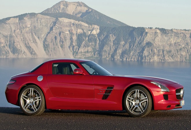 Rent a Mercedes-Benz SLS AMG - Image 3