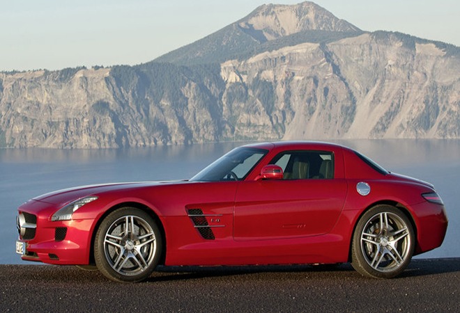Rent a Mercedes-Benz SLS AMG - Image 4