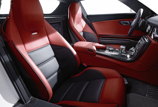 Rent a Mercedes-Benz SLS AMG - Image 6