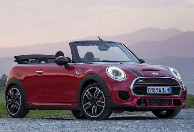 Rent a Mini Cooper S Convertible - Image 4