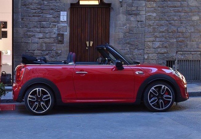 Rent a Mini Cooper S Convertible - Image 6