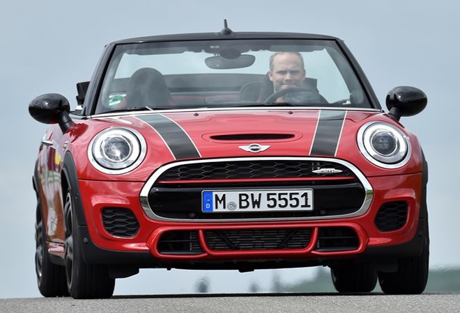 Rent a Mini Cooper S Convertible - Image 8