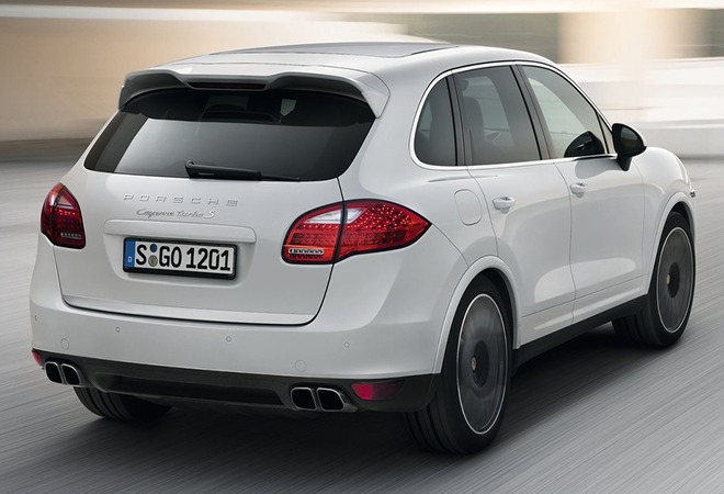 Rent a Porsche Cayenne S - Image 5