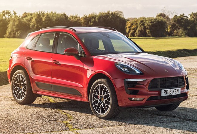 Rent a Porsche Macan - Image 3