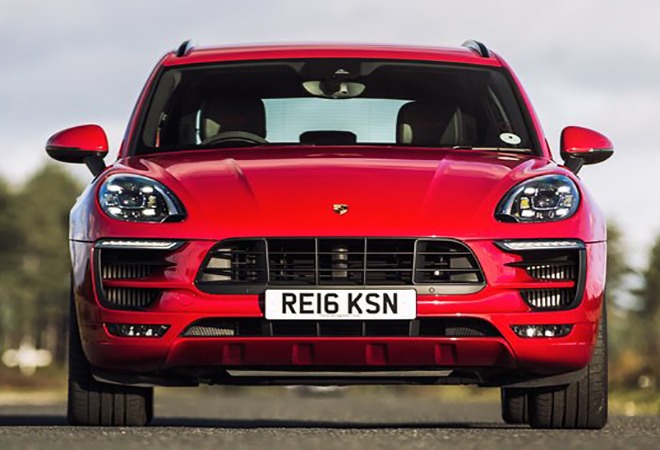 Rent a Porsche Macan - Image 7