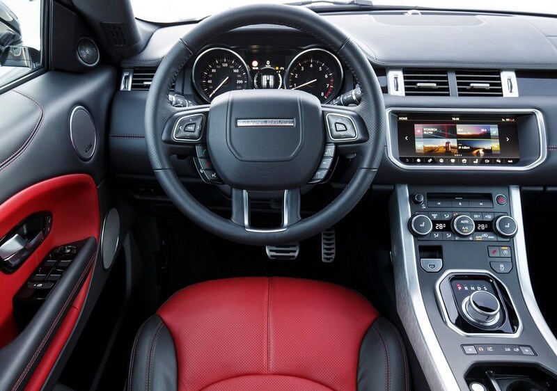 Rent a Range Rover Evoque Convertible - Image 10