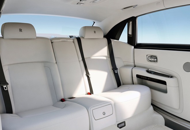 Rent a Rolls Royce Ghost - Image 7