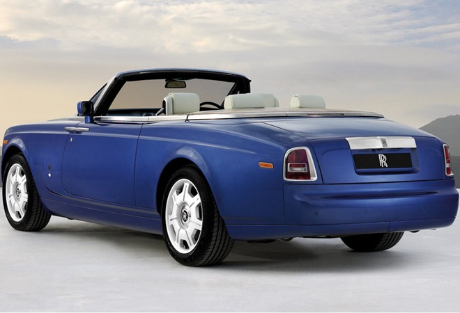 Rent a Rolls Royce Phantom Drophead - Image 6