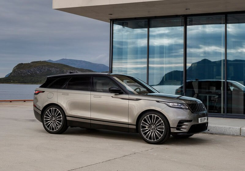 Rent a Range Rover Velar - Image 3